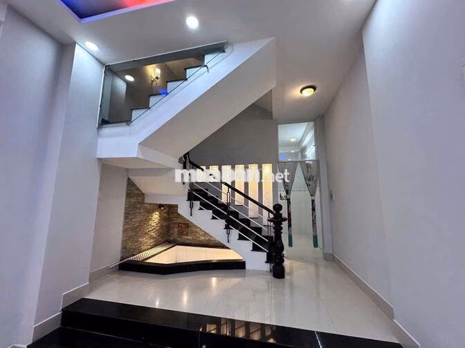CHO THUÊ NHÀ HXH 3PN 3WC SẴN MÁY LẠNH DS2 P16 GÒ VẤP