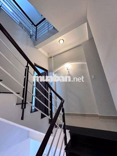 CHO THUÊ NHÀ HXH 3PN 3WC SẴN MÁY LẠNH DS2 P16 GÒ VẤP