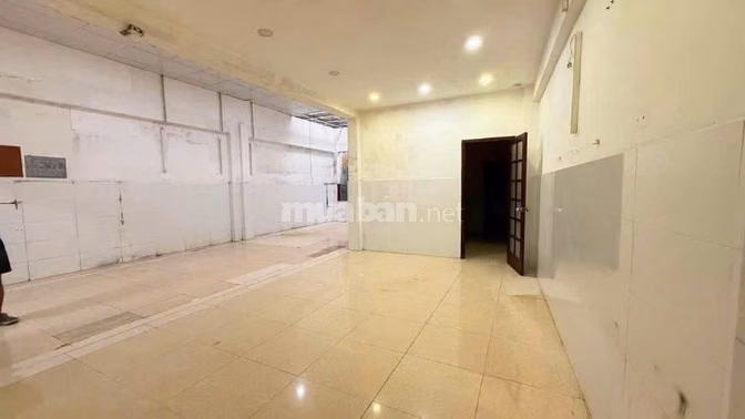 Cho thuê kho hẻm xe tải Lê Trọng Tấn,Tân Phú DT 8x20- giá 25tr