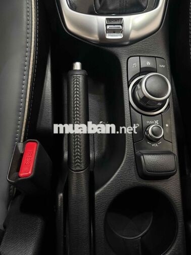 Mazda Mazda 2 Luxury 2021 Trắng Tự động
