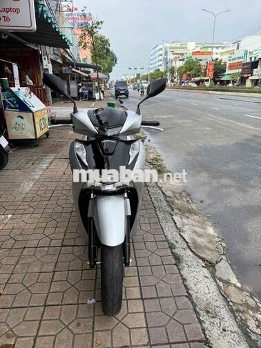 Honda SH 2020 Bạc Porsche | Zin , êm