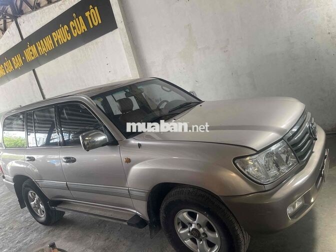 Toyota Land Cruiser 8 chỗ Xăng Số sàn Nhật Bản