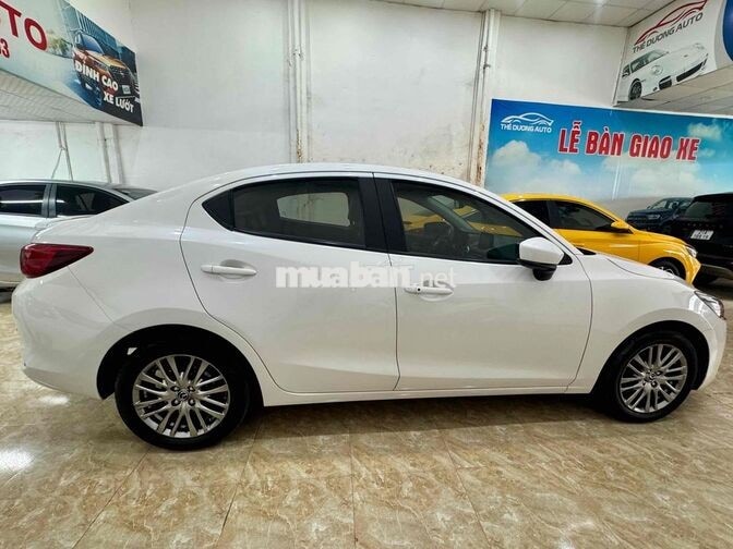 Mazda Mazda 2 Luxury 2021 Trắng Tự động