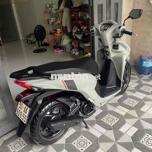 Vision mẫu 2026 xám sporty bánh lớn, 1100km, 9 chu
