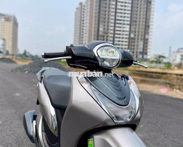 Honda SH Mode 2025 Xám 12.500 km