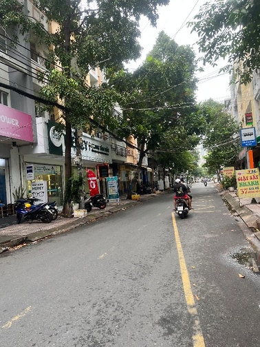 Bán nhà đường số 5 Phạm Hùng P4Q8. 5x15m 2 lầu ST