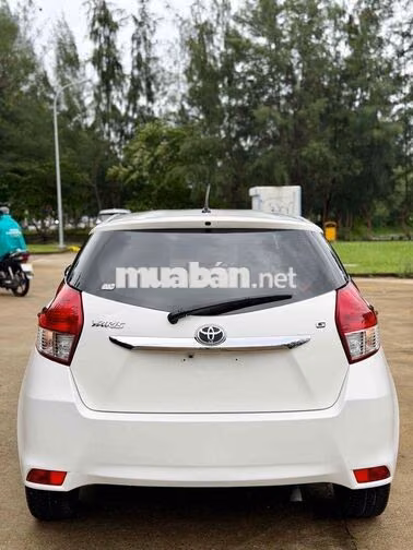 Toyota Yaris 2016 1.3AT Bản G Trắng