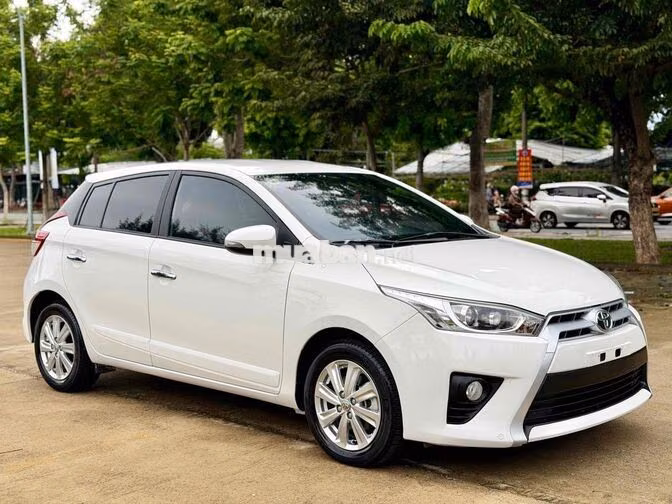 Toyota Yaris 2016 1.3AT Bản G Trắng