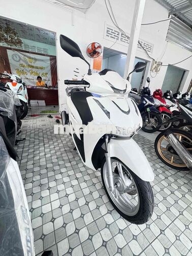 Honda SH 2026 Trắng 354 km