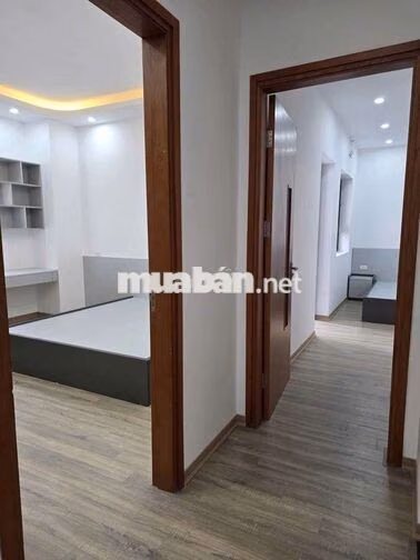 Bán gấp căn góc 75m2 2 ngủ, 2 WC tại Hoàng Đạo Thành, Thanh Xuân