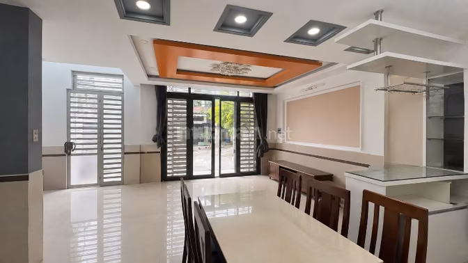Chính chủ bán nhà khu Phan Xích Long - Phú Nhuận, 51m2, 3 lầu, ST, 4PN
