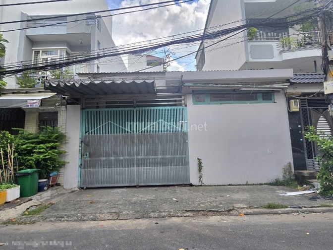 Cho thuê nhà MTNB 12m Lê Thúc Hoạch, Tân Phú. DT 8x20- trệt suốt- 20TR
