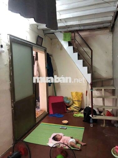 Cho thuê căn hộ tập thể A2 Văn Chương, Khâm Thiên