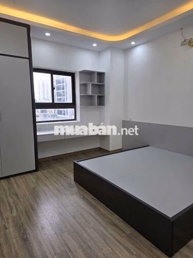 Bán gấp căn góc 75m2 2 ngủ, 2 WC tại Hoàng Đạo Thành, Thanh Xuân