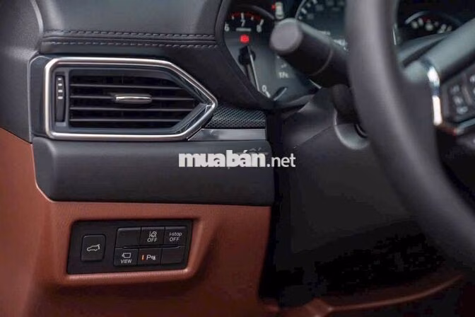 Mazda CX-8 Luxury Trắng 7 chỗ