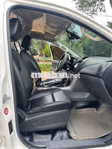 Mazda BT-50 2.2L 2019 Tự động Trắng