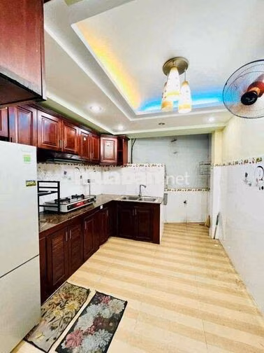 Nhà cho thuê 4 phòng ngủ Phạm Văn Chiêu