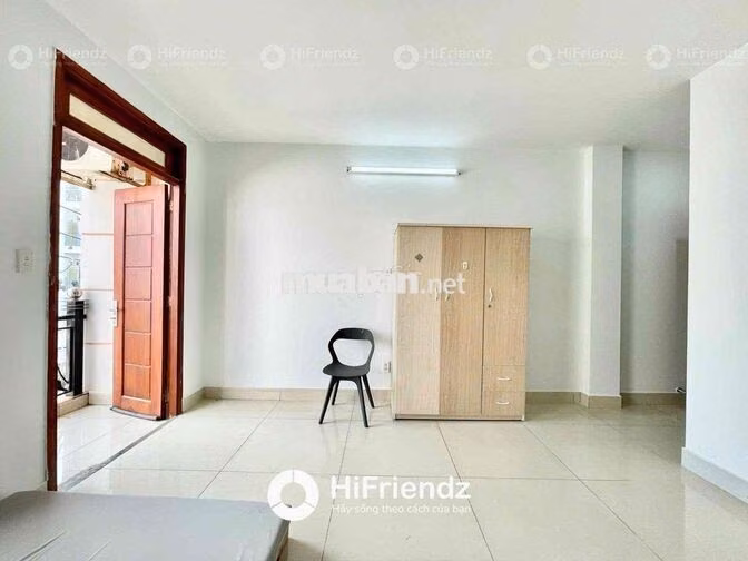 STUDIO FULL NỘI THẤT - BANCONG - THANG MÁY - GẦN ĐẦM SEN