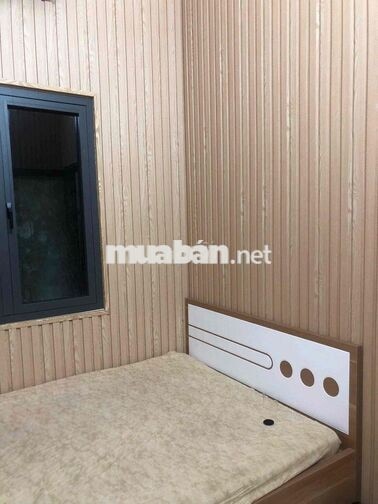 Cho thuê nhà MT Ngô Quyền 3 tầng 5pn 3wc 3p sinh hoạt sinh, có tầng 1