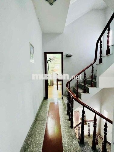 Nhà cho thuê 4 phòng ngủ Phạm Văn Chiêu