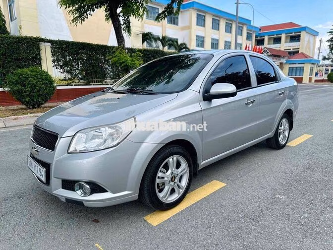 Chevrolet Aveo 2014 Tự động Bạc