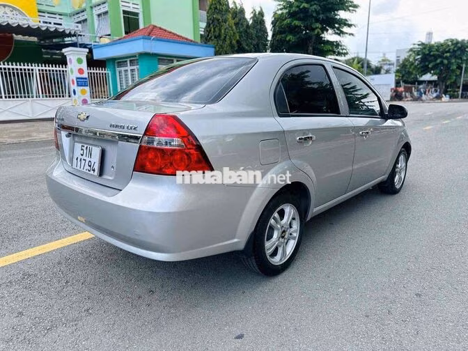 Chevrolet Aveo 2014 Tự động Bạc