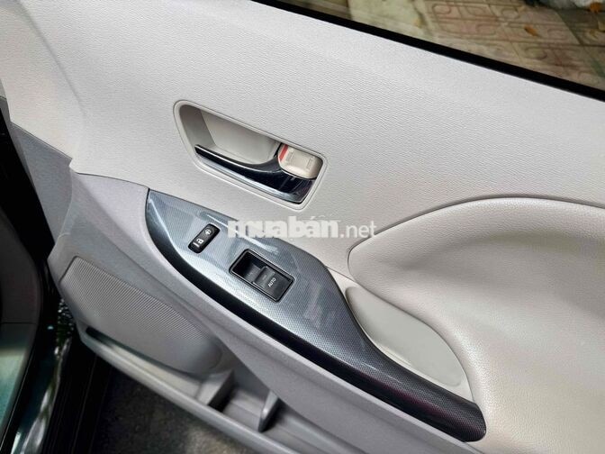 Toyota Sienna 3.5L SE 2010 Đen Mỹ bản Sport full