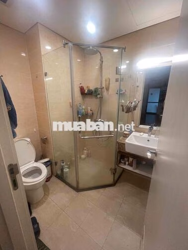 4tr2 phòng thường nhỏ 3c1 19/9 vào ở