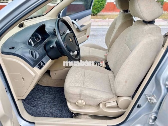 Chevrolet Aveo 2014 Tự động Bạc