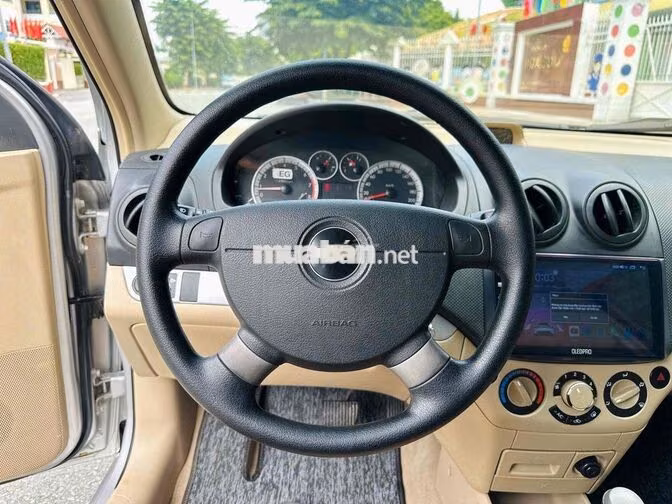 Chevrolet Aveo 2014 Tự động Bạc