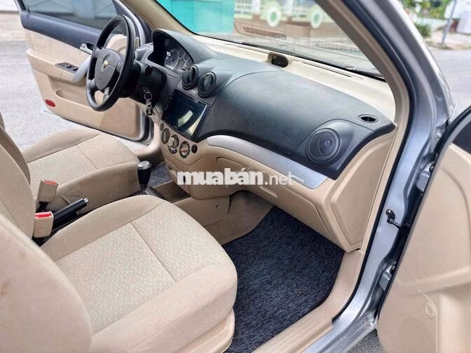 Chevrolet Aveo 2014 Tự động Bạc