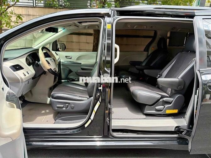 Toyota Sienna 3.5L SE 2010 Đen Mỹ bản Sport full