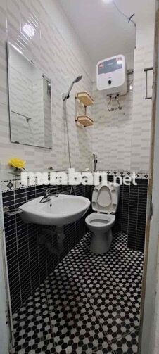 Bán Căn Mini Mặt Phố Khương Đình, Ngã 4 Sở. có Sổ. Giá Rẻ. full Đồ