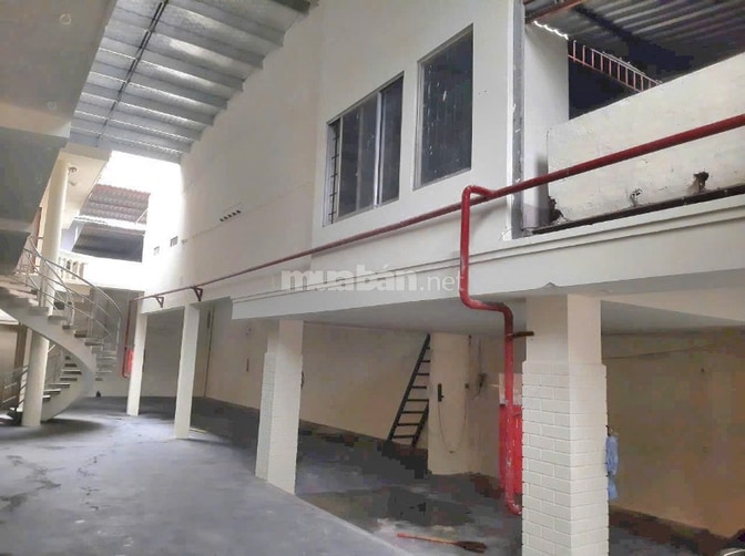 Cho thuê Kho Xưởng Vườn Lài- Tân Phú.Dt 12x30 nở hậu 20m- DTSD 450m2
