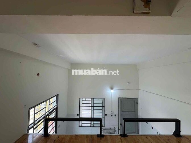 Cho Thuê Gác, Máy lạnh, Học viện hàng không, Ngoại Ngữ