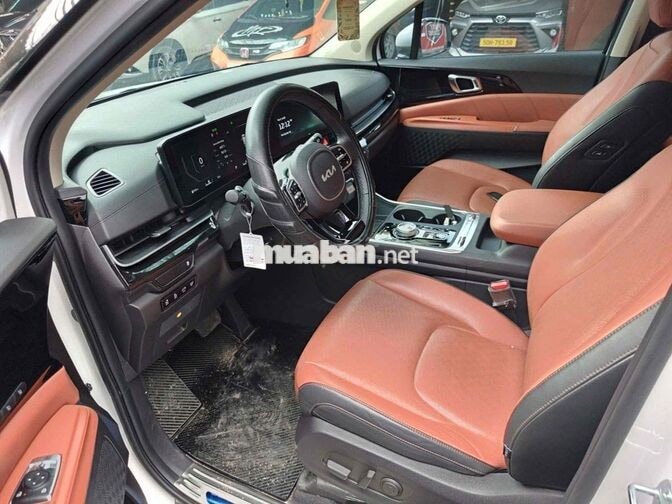 Kia Carnival 2025 máy dầu bản Premium