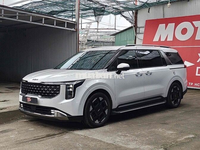 Kia Carnival 2025 máy dầu bản Premium