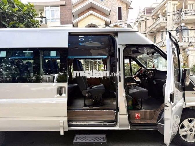 TRANSIT 2023 XE CTY HĐ CAO 73000KM BẢO HÀNH 1 NĂM