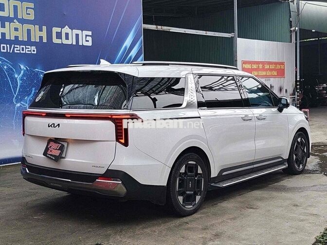 Kia Carnival 2025 máy dầu bản Premium