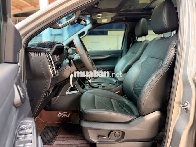 FORD EVEREST TITANIUM 2026 XE LƯỚT 1 CHỦ