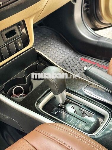 Mitsubishi Outlander CVT 2018 7 chỗ GIÁ TỐT