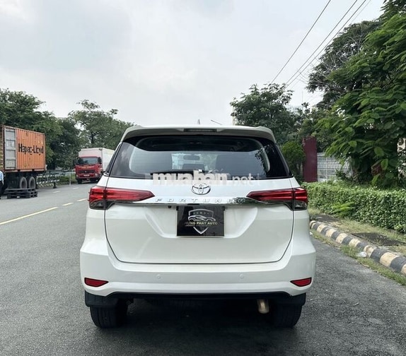 Toyota Fortuner 2.7V 2017, nhập khẩu đời đầu