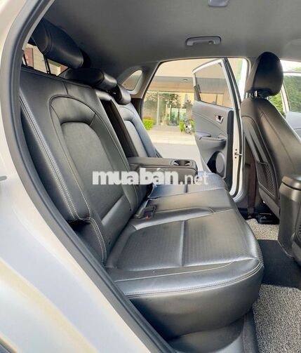 Hyundai Kona model 2021 2.0 đặc biệt Trắng
