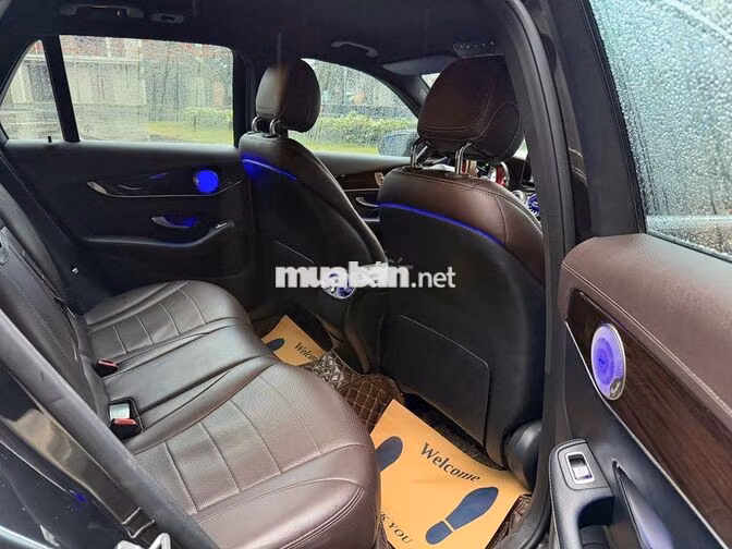 Mercedes GLC 200 2018 Đen 80000 km
