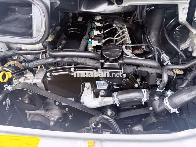 Ford Transit 16 chỗ 2016