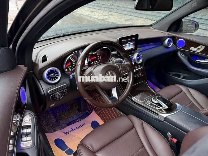 Mercedes GLC 200 2018 Đen 80000 km