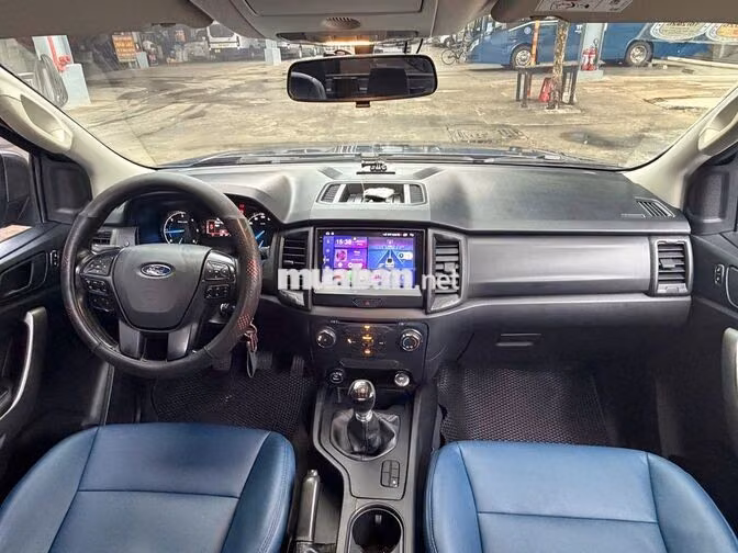 Ford Ranger 2018 2.2L XLS MT Thái Lan Xám