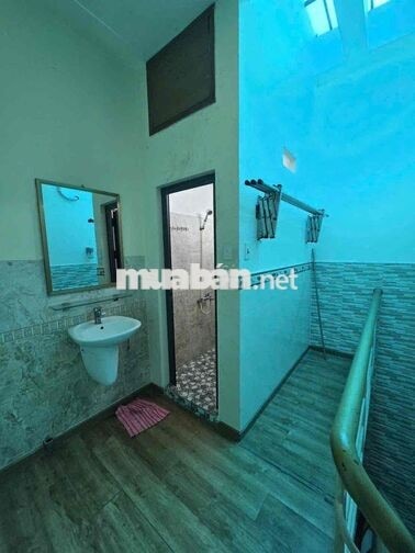 cho thuê nhà nguyên căn 1/ đường lê văn quới hẻm 8m
