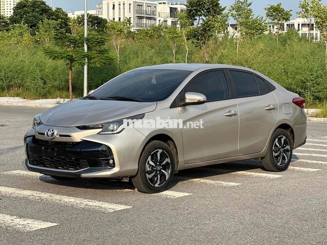 Toyota Vios E 2023 Vàng cát Số sàn