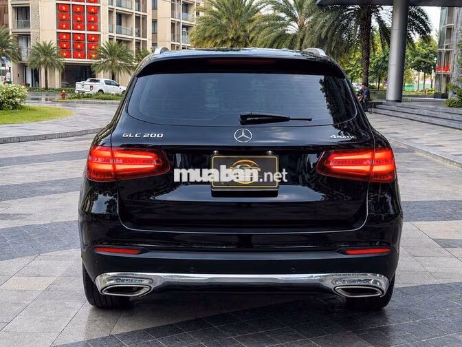 Mercedes GLC 200 2018 Đen 80000 km